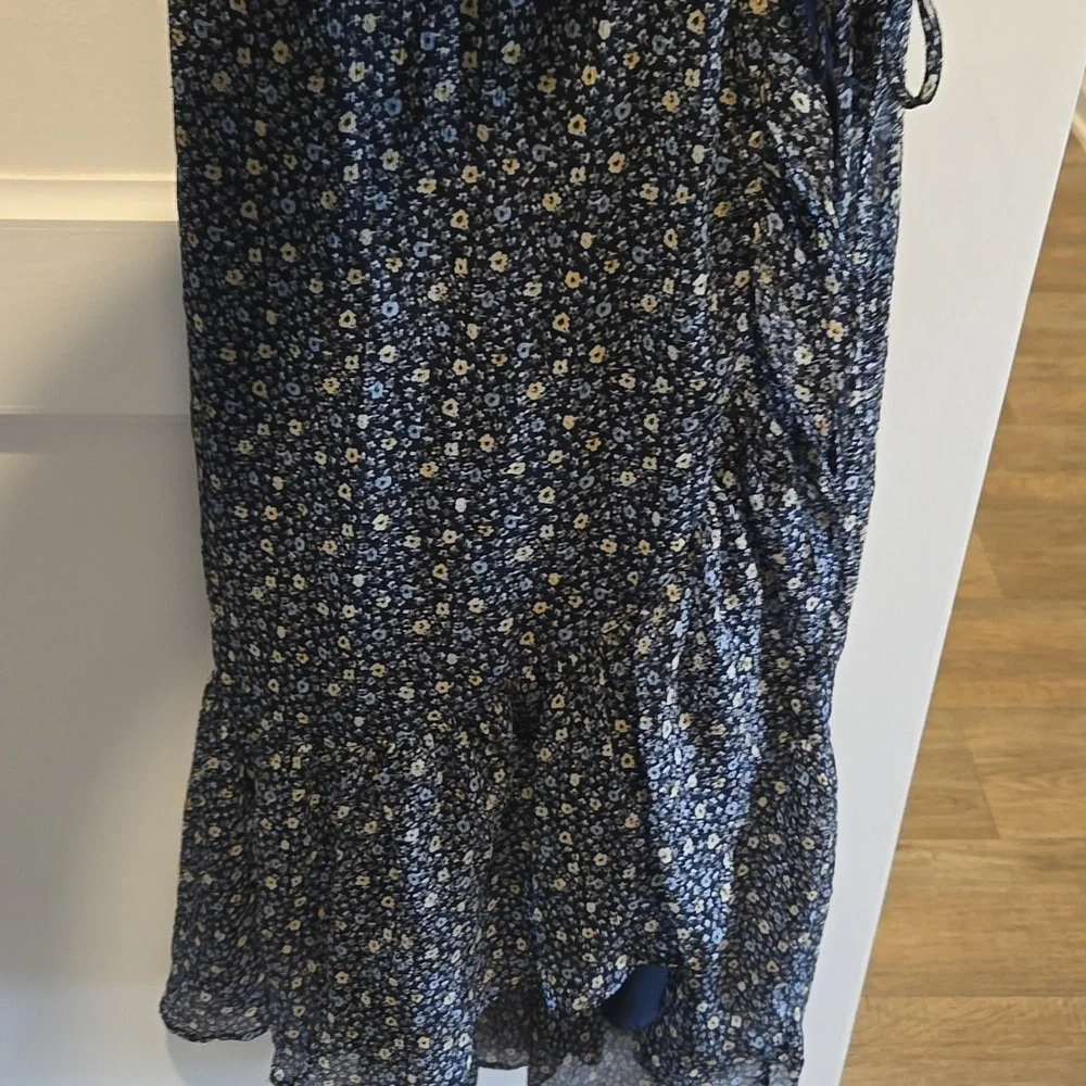 Abercrombie & Fitch Navy Floral Midi Dress - Picture 7 of 13